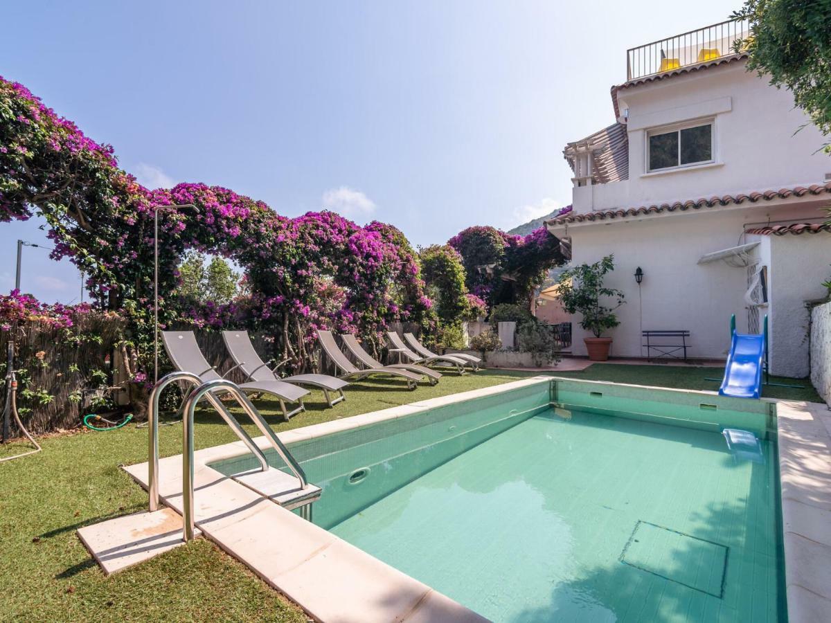 Villa With Private Pool And Sublime Views Ез Екстер'єр фото